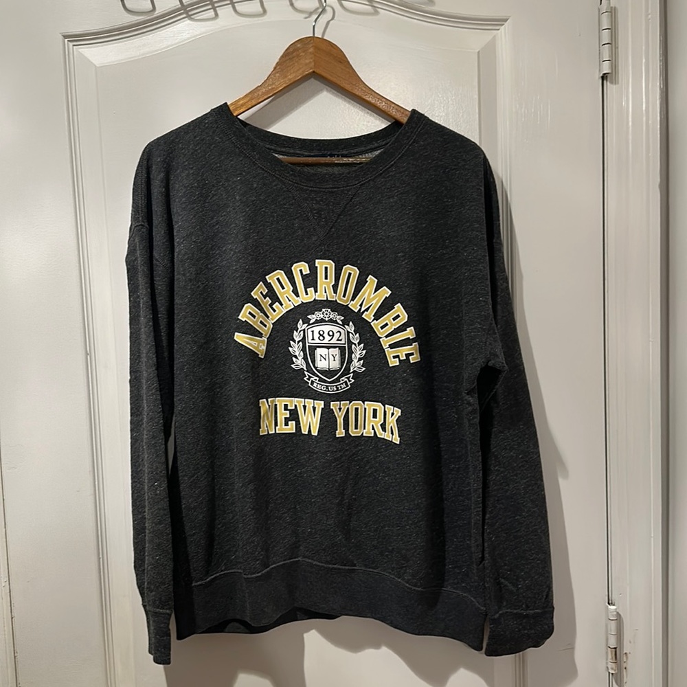 Abercrombie & Fitch crew neck sweatshirt